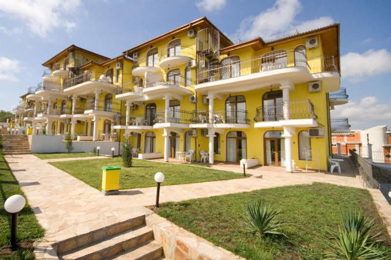 Menada Green Hills Apartments Sozopol Ngoại thất bức ảnh