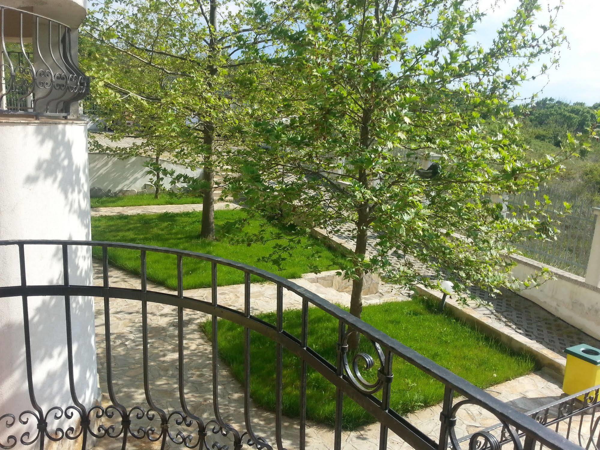 Menada Green Hills Apartments Sozopol Ngoại thất bức ảnh