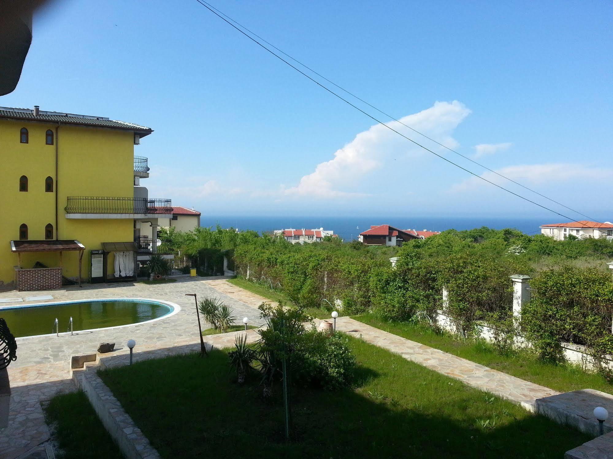 Menada Green Hills Apartments Sozopol Ngoại thất bức ảnh