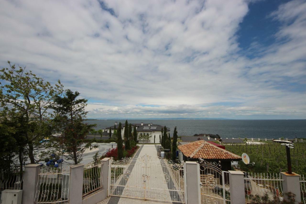 Menada Green Hills Apartments Sozopol Ngoại thất bức ảnh